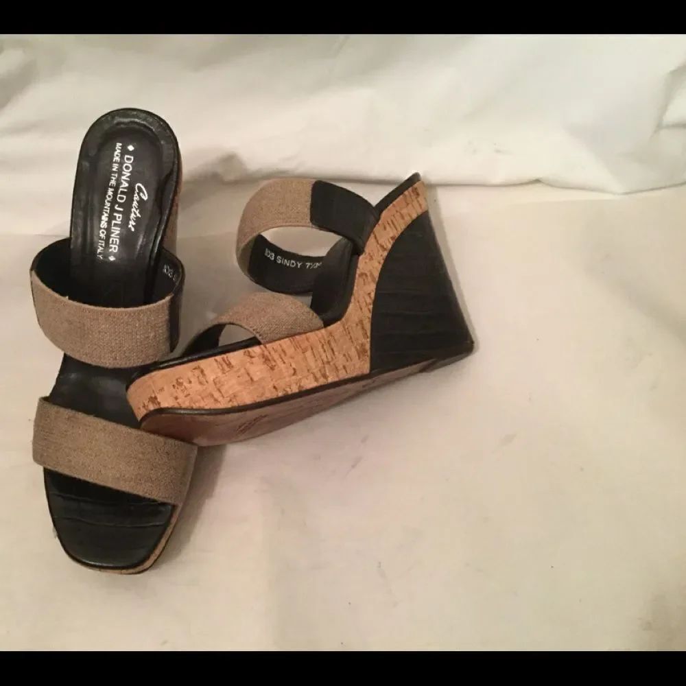 Donald J Pliner Womens Strappy Wedge Sandals Brown